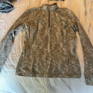 Lululemon quarter zip